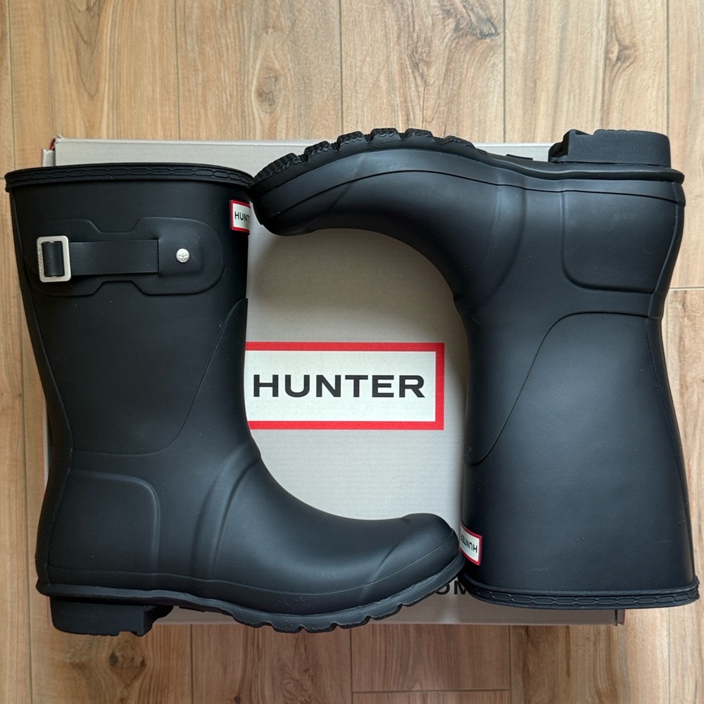 NIB ☔️Hunter Women’s Original Short Waterproof Rain Boot Black Size 9